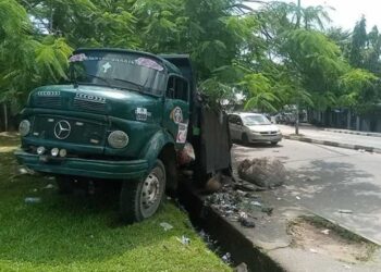 Suspected Brake Failure Leaves Four CUDA Staff Injured In Calabar