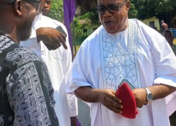 Prof. Ivara Esu Attends Funeral/Thanksgiving Service of Late Bishop Sam Inyang