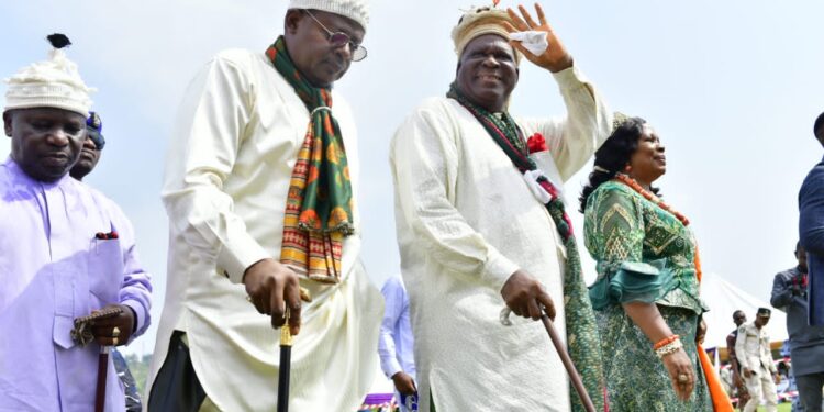 Obong Stool: Don’t Test Our Patience, Gov. Otu Warns Traducers