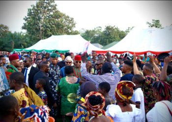 PHOTOS: Conferment of chieftaincy on Cross River Deputy Governor Rt. Hon. Odey drew a huge jubilant crowd