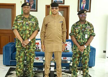 New NNS Victory Commander Visits C’River Deputy Governor