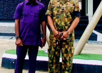 Strengthening Security Ties: Governor Otu Commends NNS Victory Commander’s Commitment to Security of the State