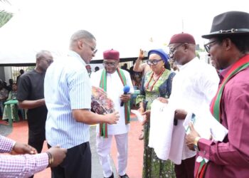 Idum-Mbube Community in Calabar Honours Cross River Deputy Governor Odey.