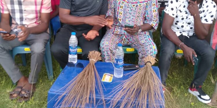 PDP Suffers Loss As Defectors Join APC In C’River Dep Gov’s Home Town