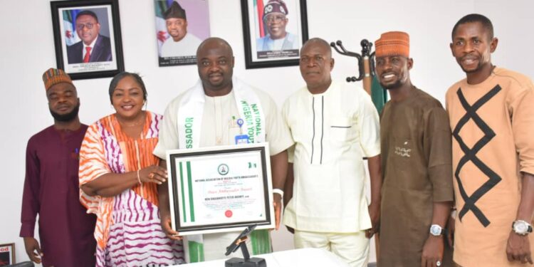 Youth Group Honours Obudu Council Chairman As Grand Patron, Confers Peace Ambassador Award