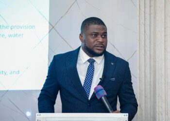 Hon. Omini Calls on Councillors to Champion Community Interests