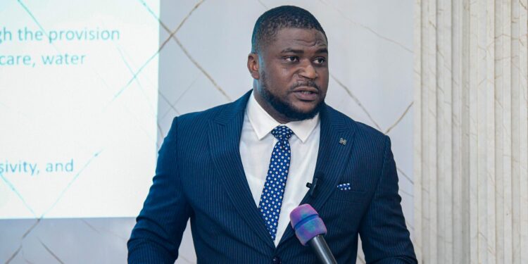 Hon. Omini Calls on Councillors to Champion Community Interests