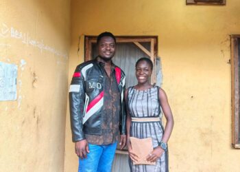 Obudu Council Chairman, Hon. (Amb.) Peter Akonfe Undiandeye Commends Essay Competition Winner, Offers Support and Encouragement.