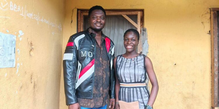 Obudu Council Chairman, Hon. (Amb.) Peter Akonfe Undiandeye Commends Essay Competition Winner, Offers Support and Encouragement.