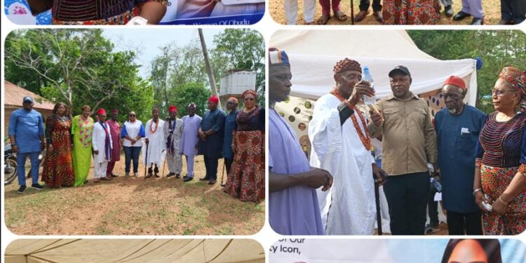 Mrs. Kate Agba-Ajibike Celebrates Easter with Obudu Women Network, Disburses Cash Support