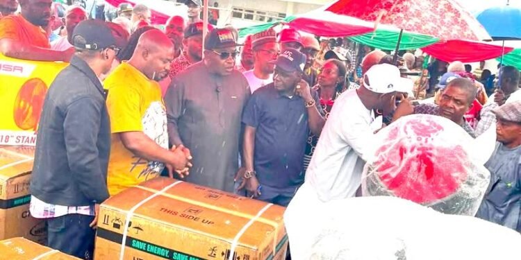 Biase Council Helmsman Sets Pace in Grassroots Development, Empowers Over 100, Gives Car to APC Chairman, Motorcycles to Ward Chairmen